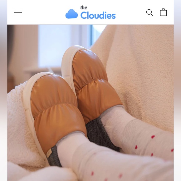 NWT the cloudies comfort slipper size 11/12 - Picture 1 of 8
